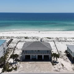 Blue Angel - Gulf-Front, Games & Views