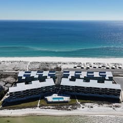 Ocean's Rise - Pensacola Beach, Gulf Views, Pool