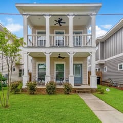 Romana Hideaway & Juliet Haven - Downtown!